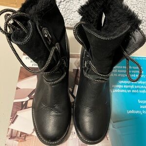 EMU AUSTRALIA Winter Boots SIZE  7 like new